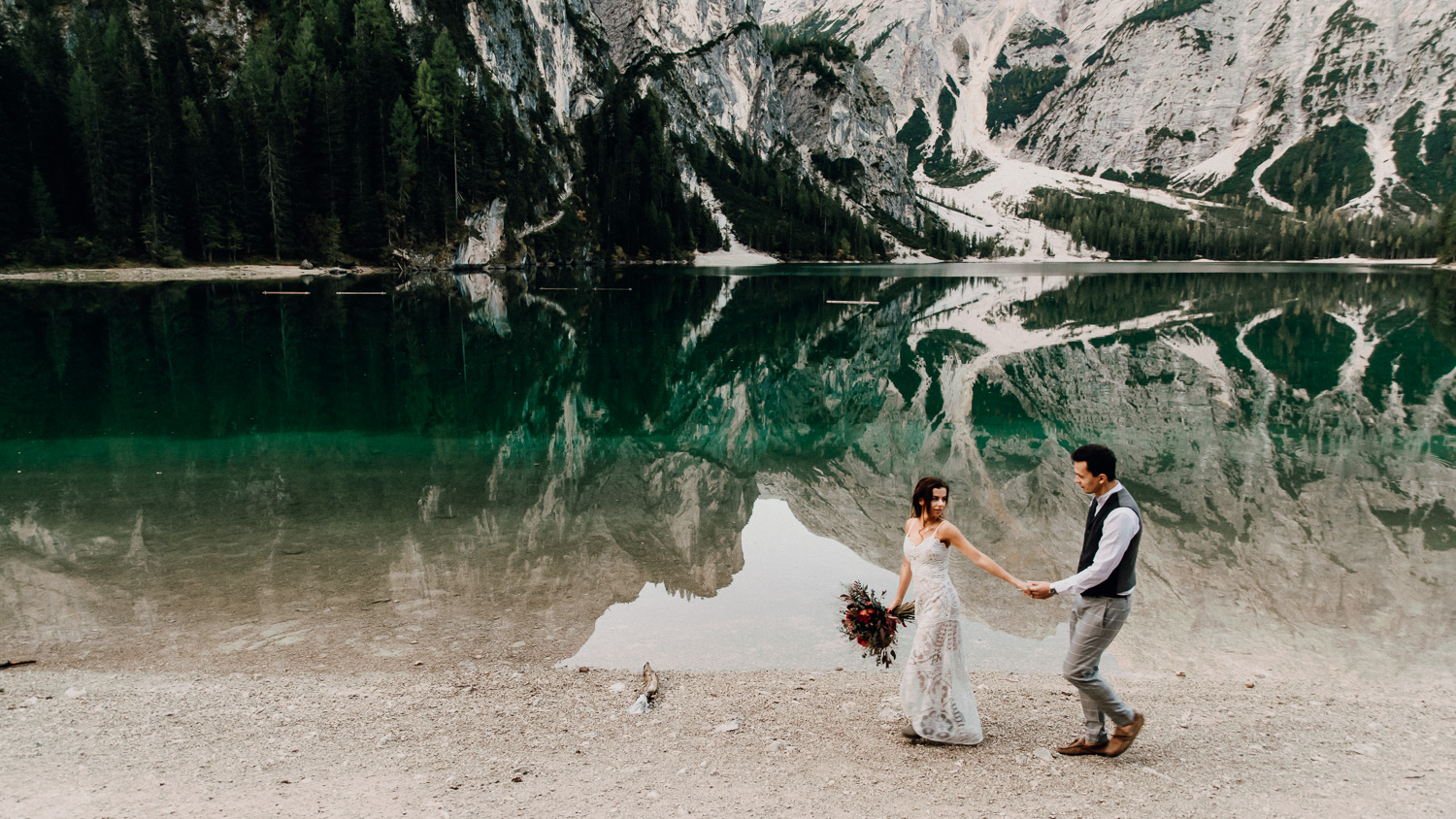 Lago Di Braies Wedding Photographer 17