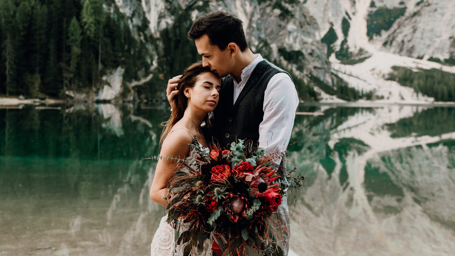 Lago Di Braies Wedding Photographer 24