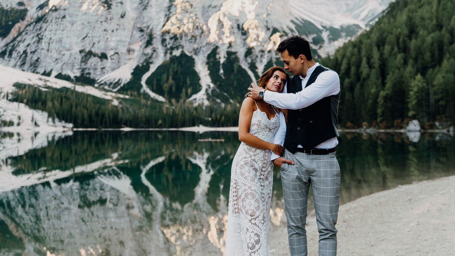 Lago Di Braies Wedding Photographer 63